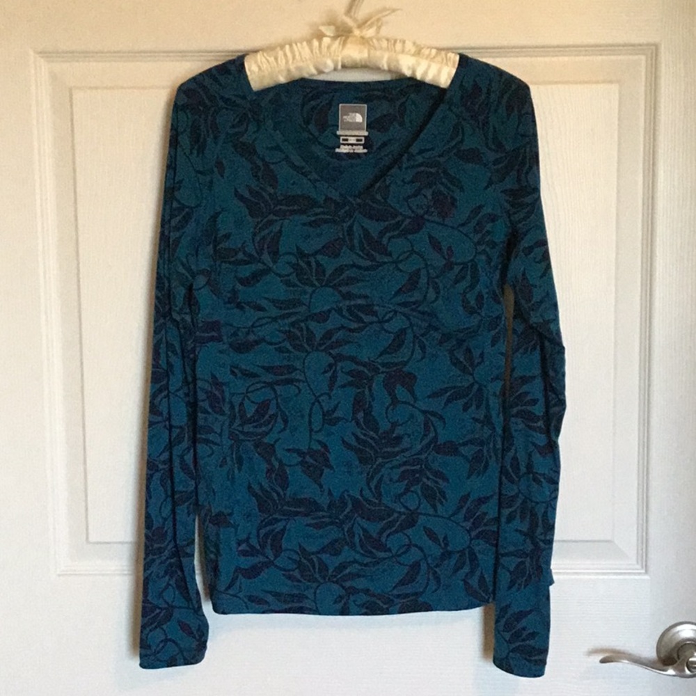 The North Face top, size M